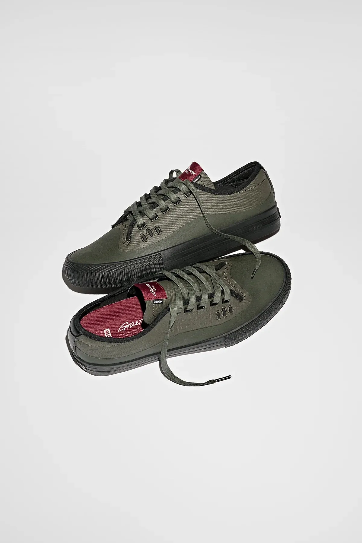 GLOBE Gillette Shoes Dark Olive/Black