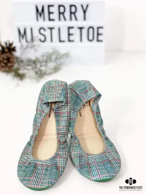 Merry Mistletoe Storehouse Flats IN STOCK