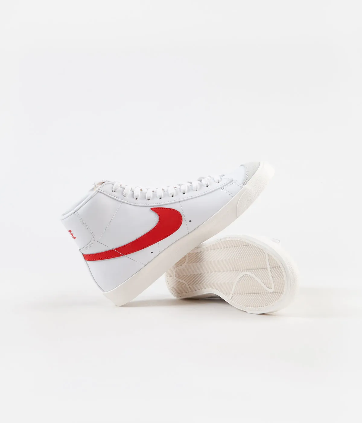 Nike Blazer Mid '77 Vintage Shoes - Habanero Red / Sail - White