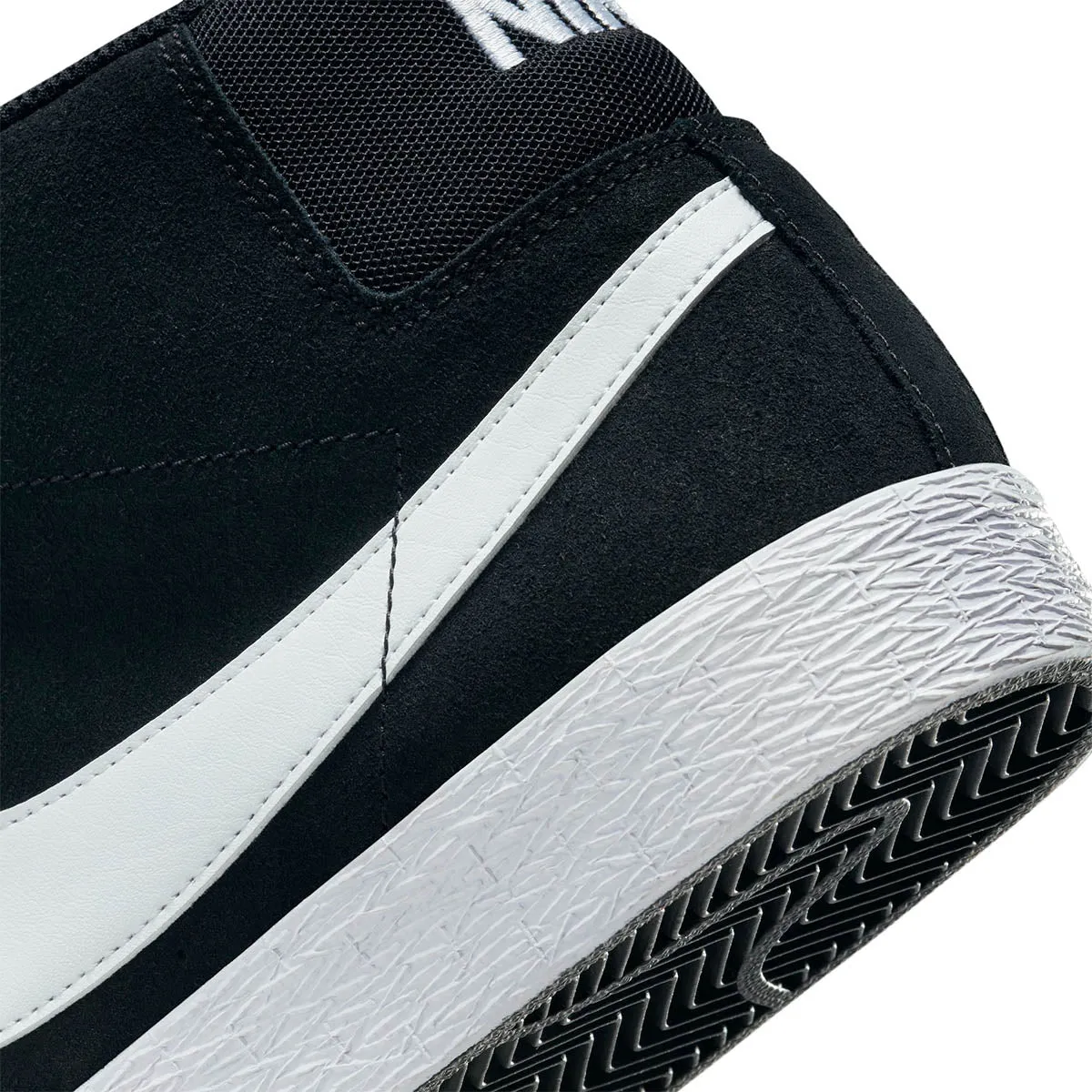 Nike SB - Blazer Mid Shoes Black/White-White-White