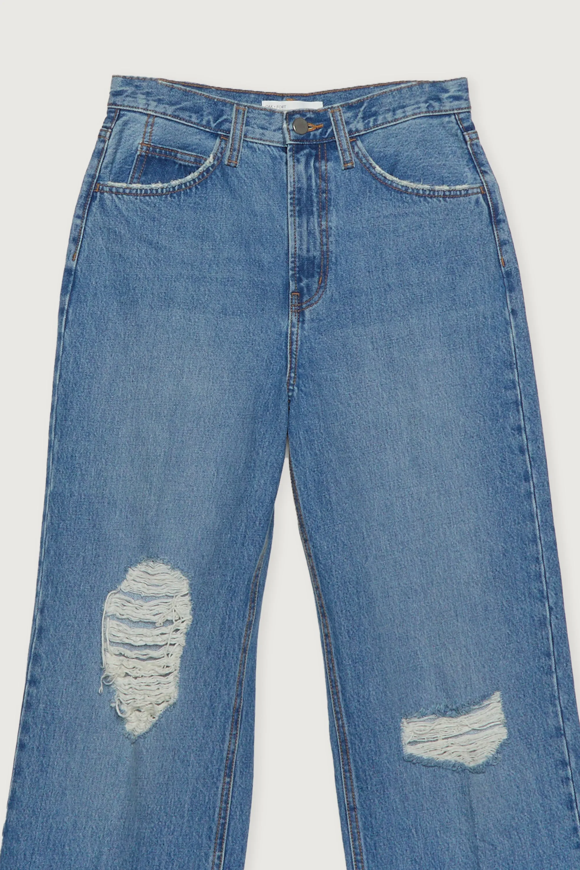 RELAXED STRAIGHT LEG JEAN