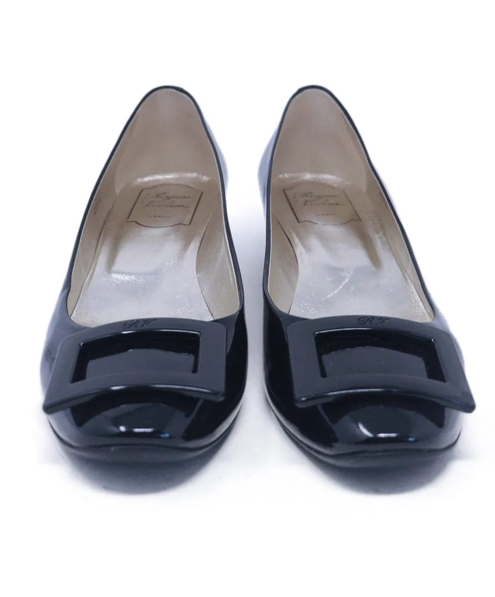 Roger Vivier Black Patent Leather Buckle Heels sz 10