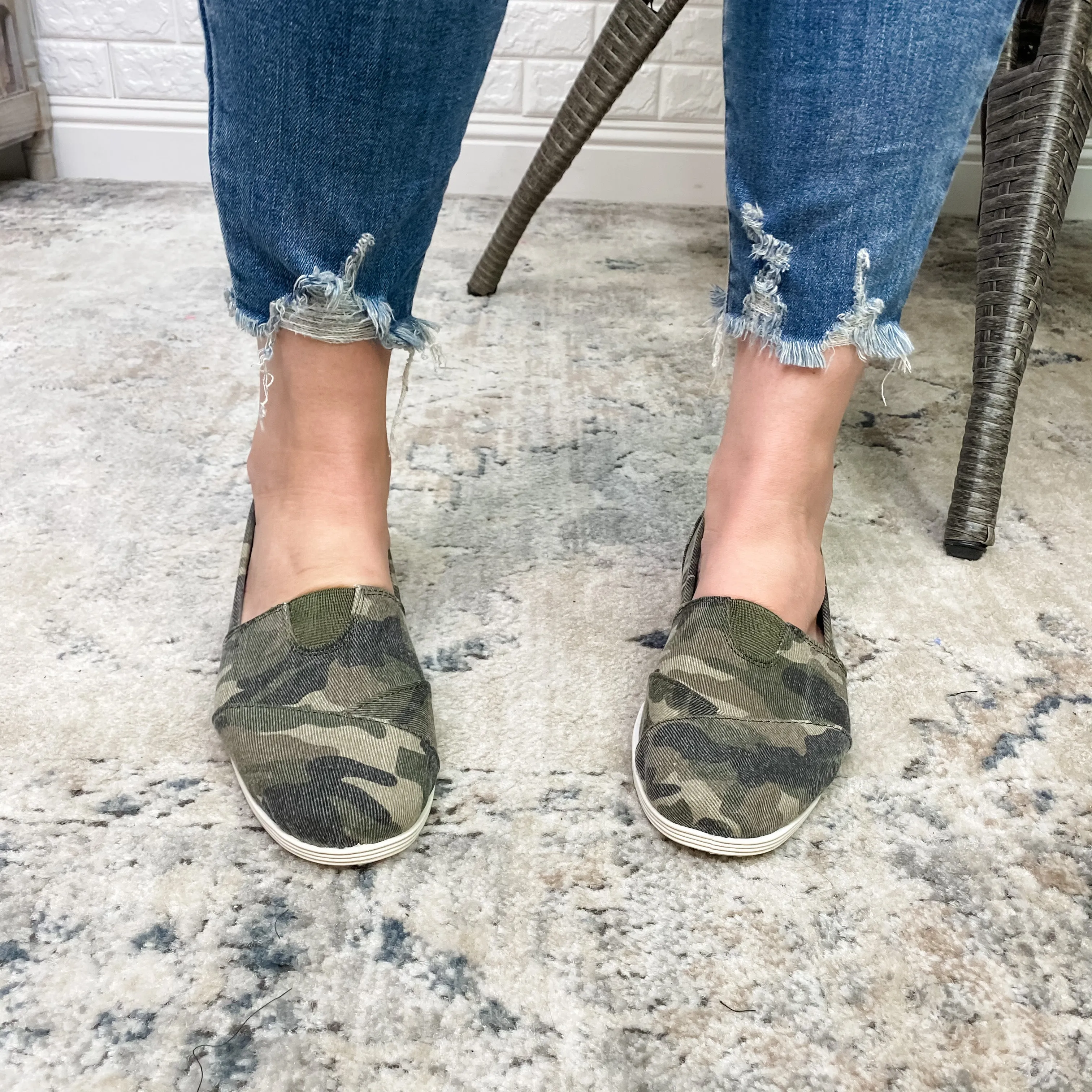 Round Toe Slip On (Camo)