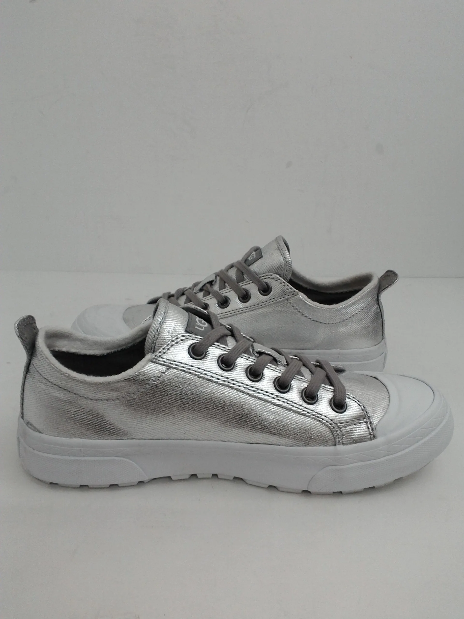 UGG Women's Metallic Silver Platform Sneakers Size 6 M