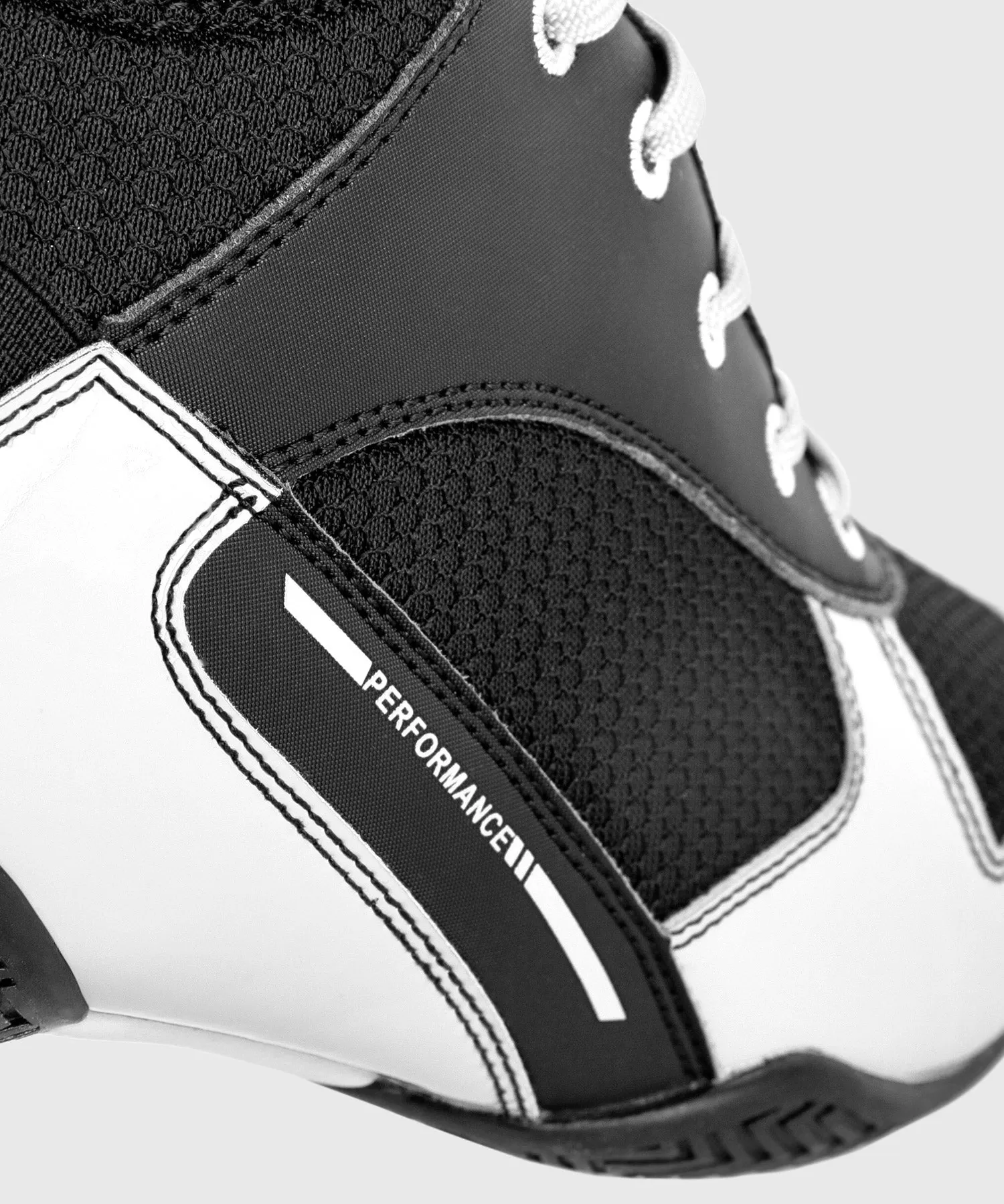 Venum Elite Boxing Shoes - Black/White