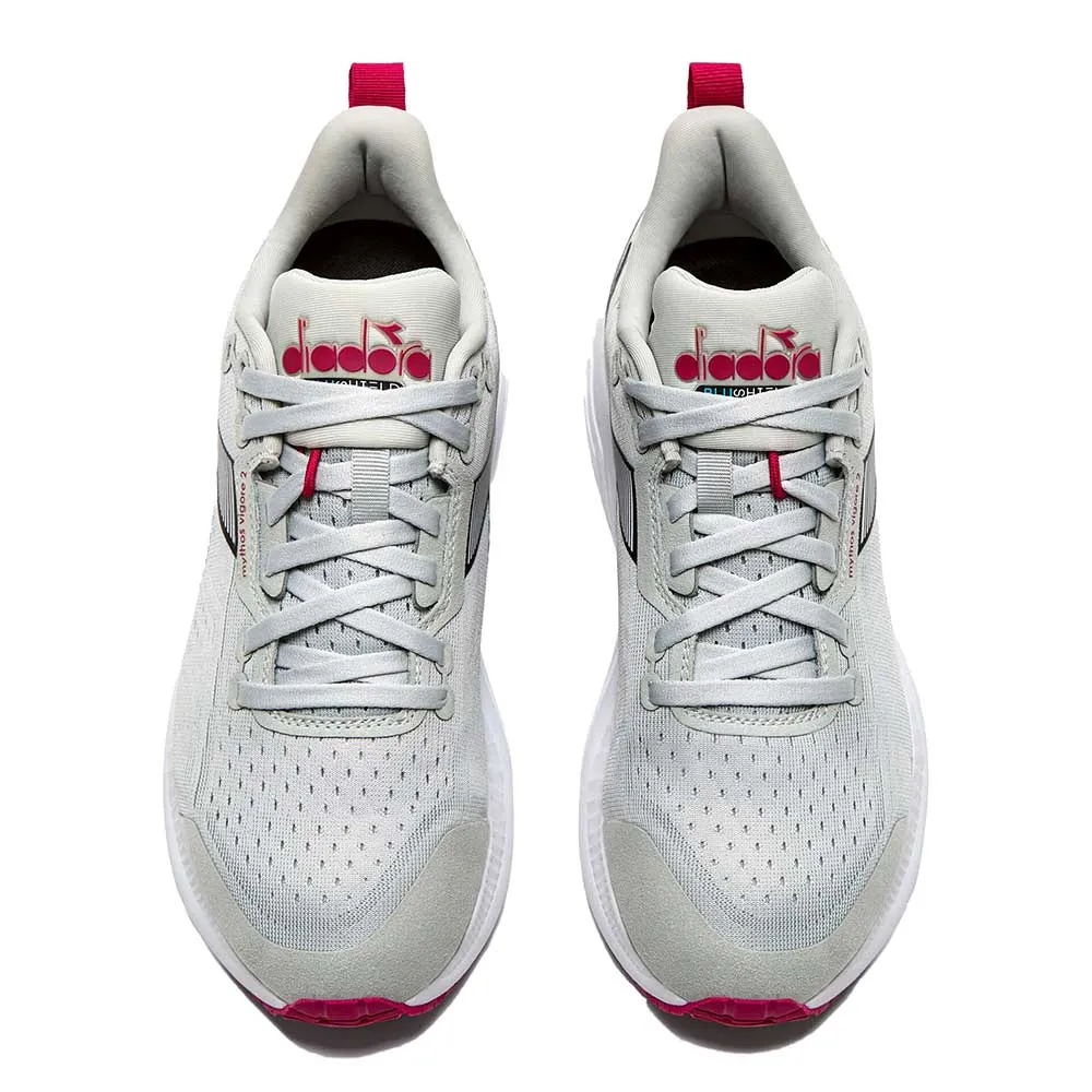 Women's Mythos Blushield Vigore 2 Running Shoe - Silver Dd/Black/Rubine Red - Regular (B)