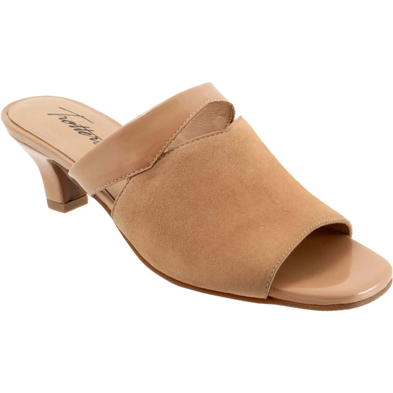 Women's Trotters Ninette Beige Suede