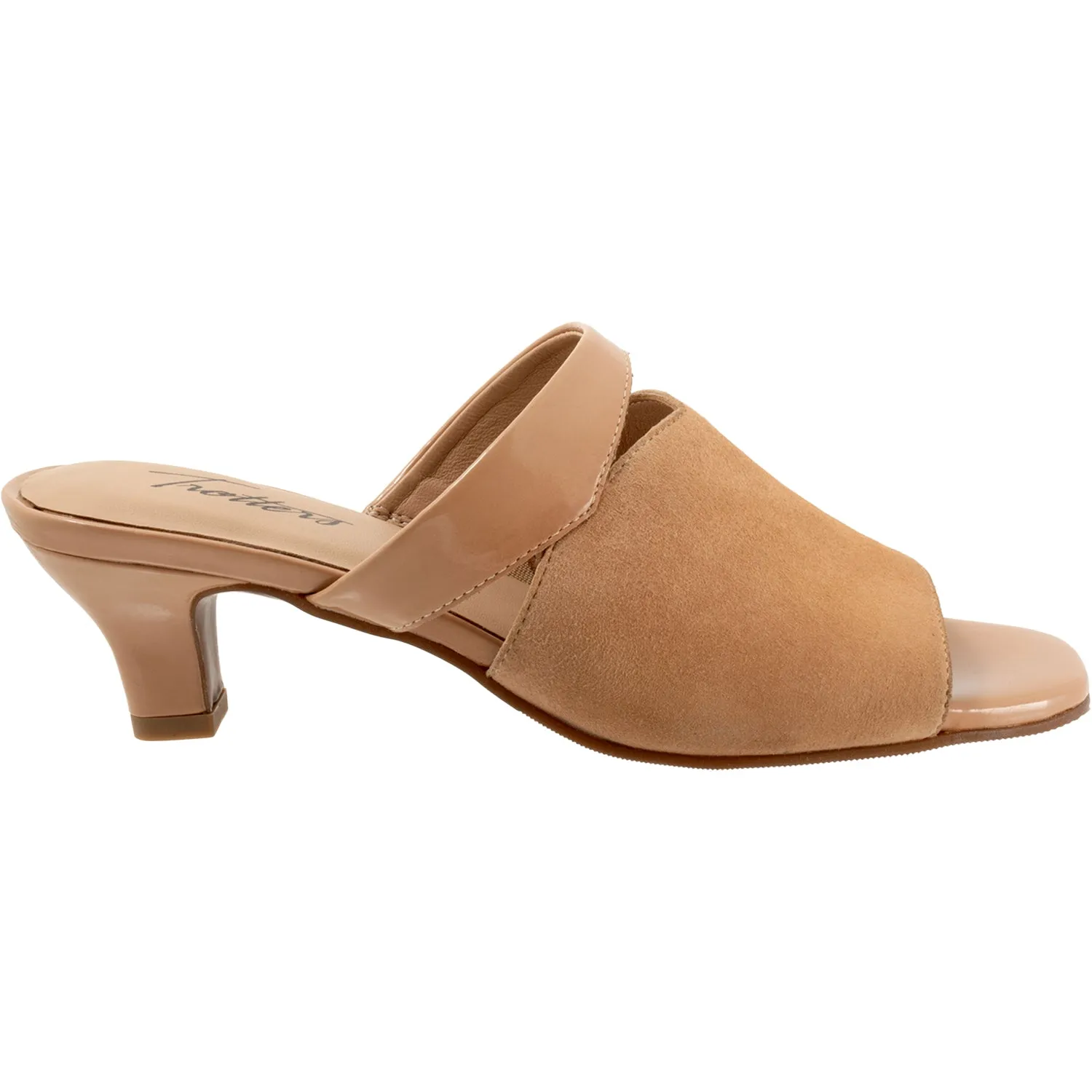 Women's Trotters Ninette Beige Suede